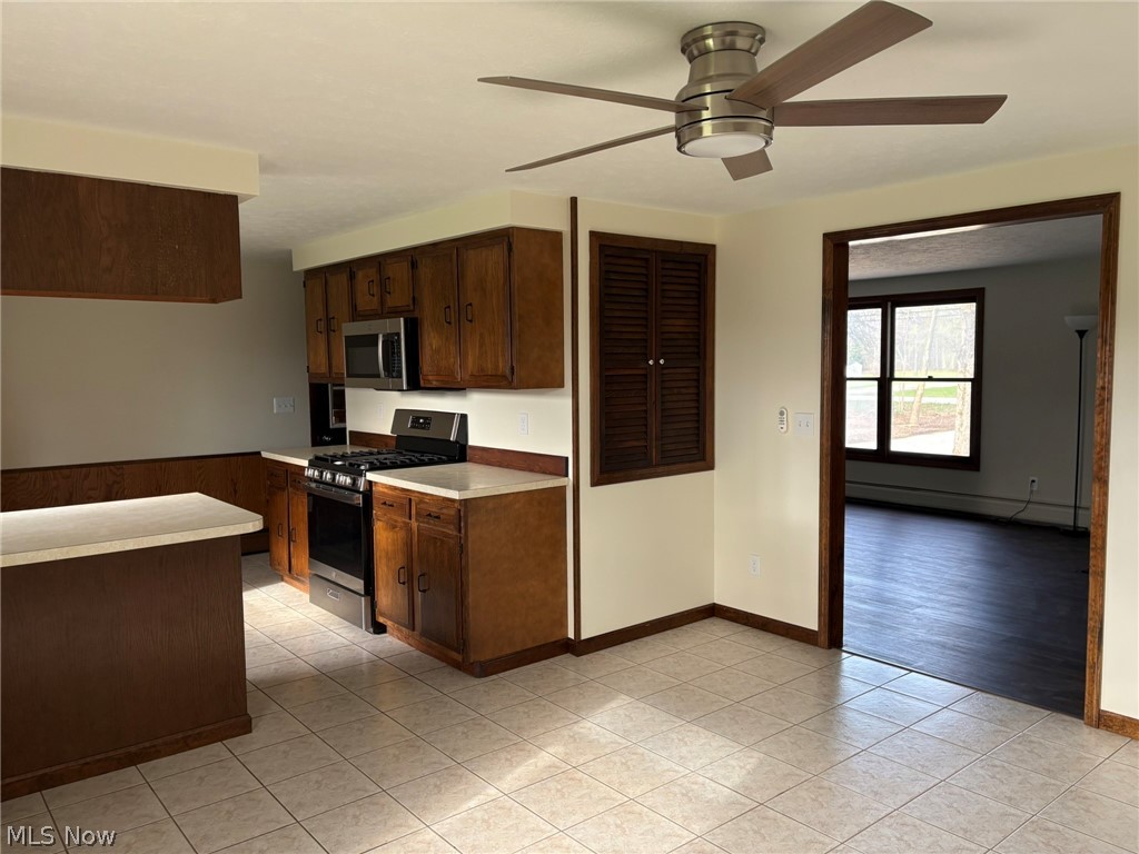 408 Annis Road South Amherst OH 44001