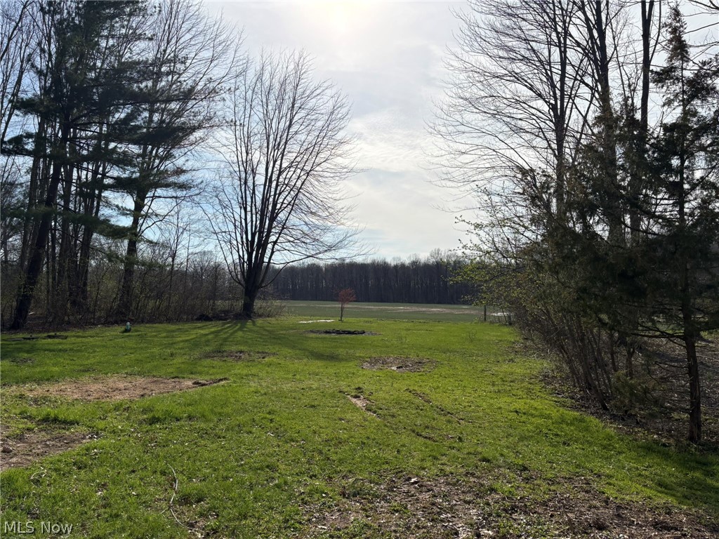 408 Annis Road South Amherst OH 44001