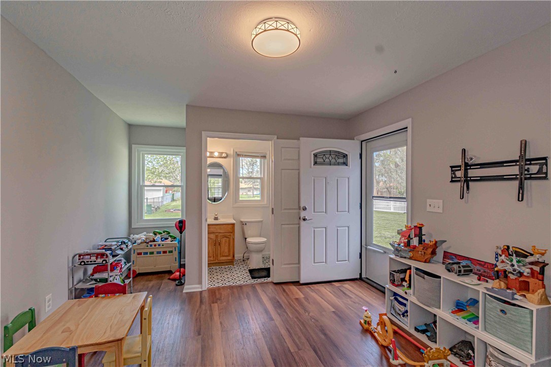 4154 Shelley Drive North Olmsted OH 44070