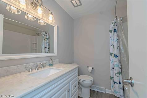4154 Shelley Drive North Olmsted OH 44070