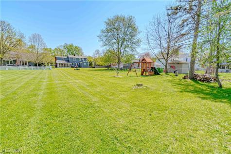 4154 Shelley Drive North Olmsted OH 44070