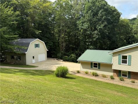2699 Ruswil Drive Millersburg OH 44654