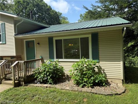 2699 Ruswil Drive Millersburg OH 44654
