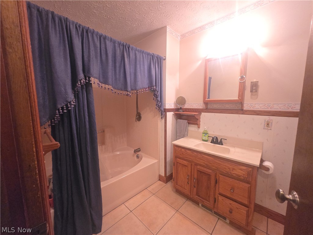 1185 Ellsworth Bailey Road SW Lordstown OH 44481