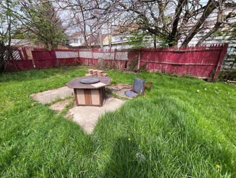 1257 E 170th Street Cleveland OH 44110