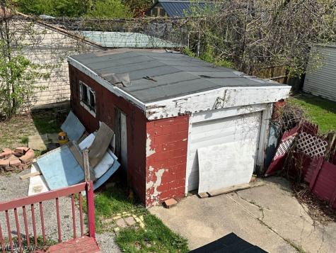 1257 E 170th Street Cleveland OH 44110
