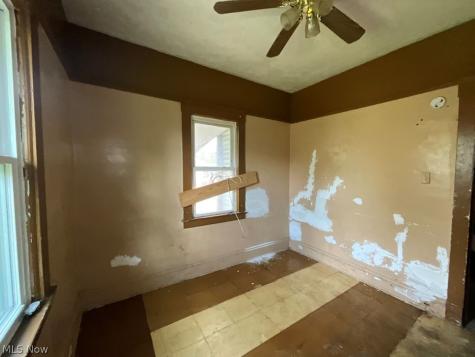 1257 E 170th Street Cleveland OH 44110