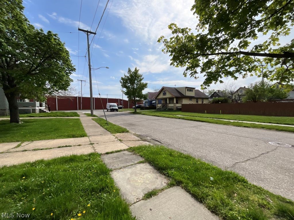 1257 E 170th Street Cleveland OH 44110