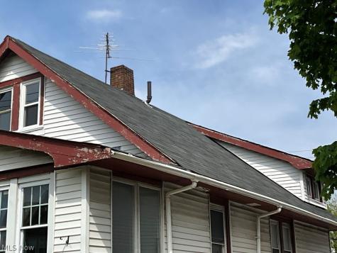 1257 E 170th Street Cleveland OH 44110