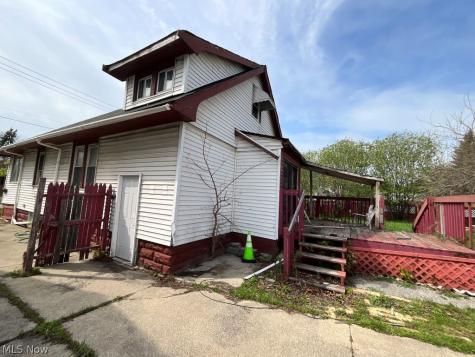 1257 E 170th Street Cleveland OH 44110