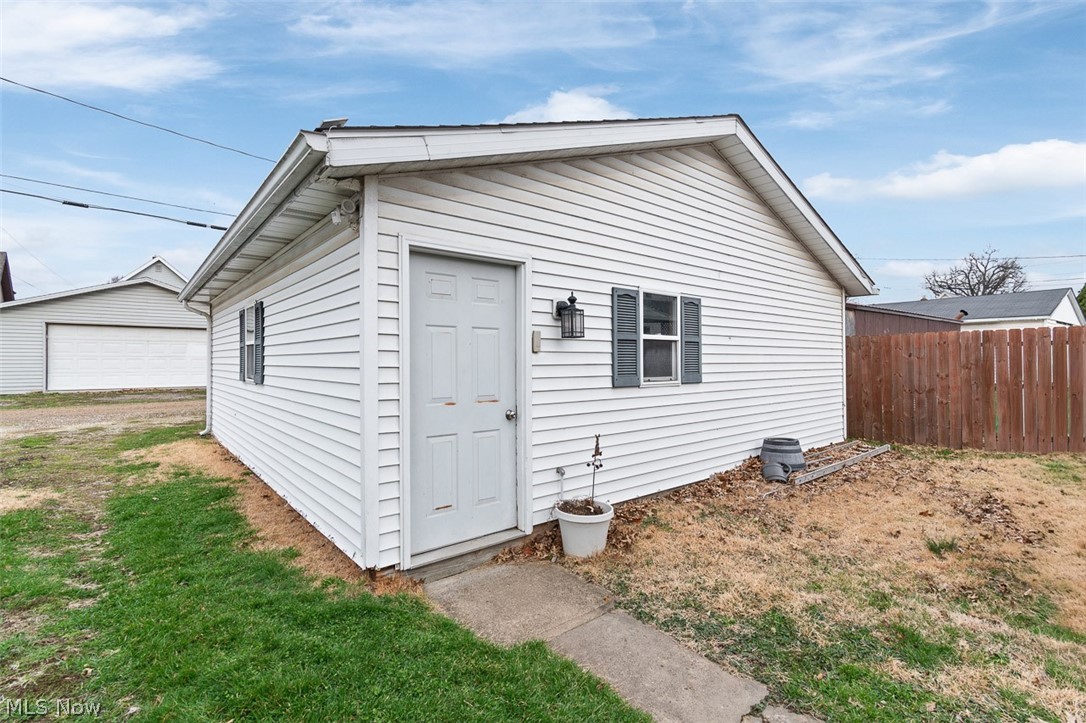 817 7th Street SW Massillon OH 44647