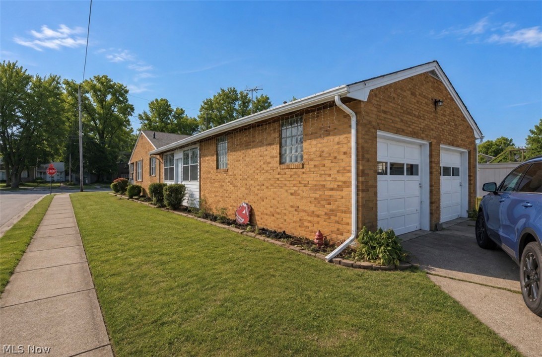 560 E Milton Street Alliance OH 44601