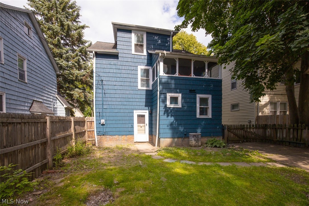 848 Beverly Road Cleveland Heights OH 44121
