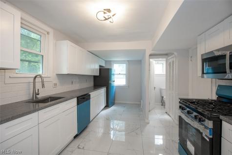848 Beverly Road Cleveland Heights OH 44121