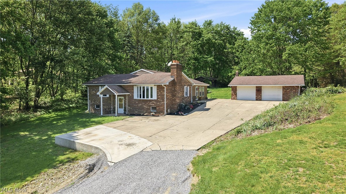 41534 Alderlick Road Wellsville OH 43968