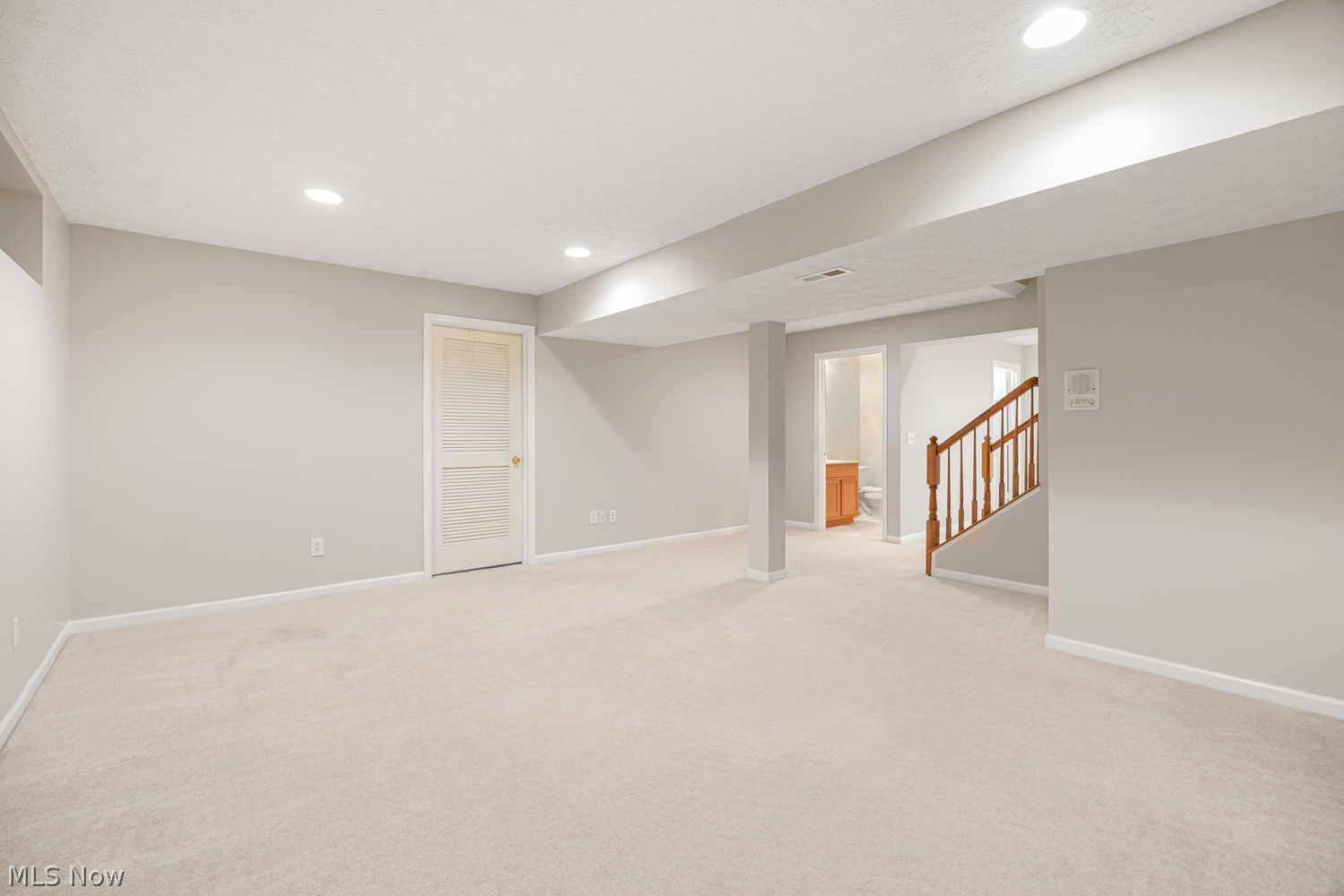756 Sparrow Way Wadsworth OH 44281