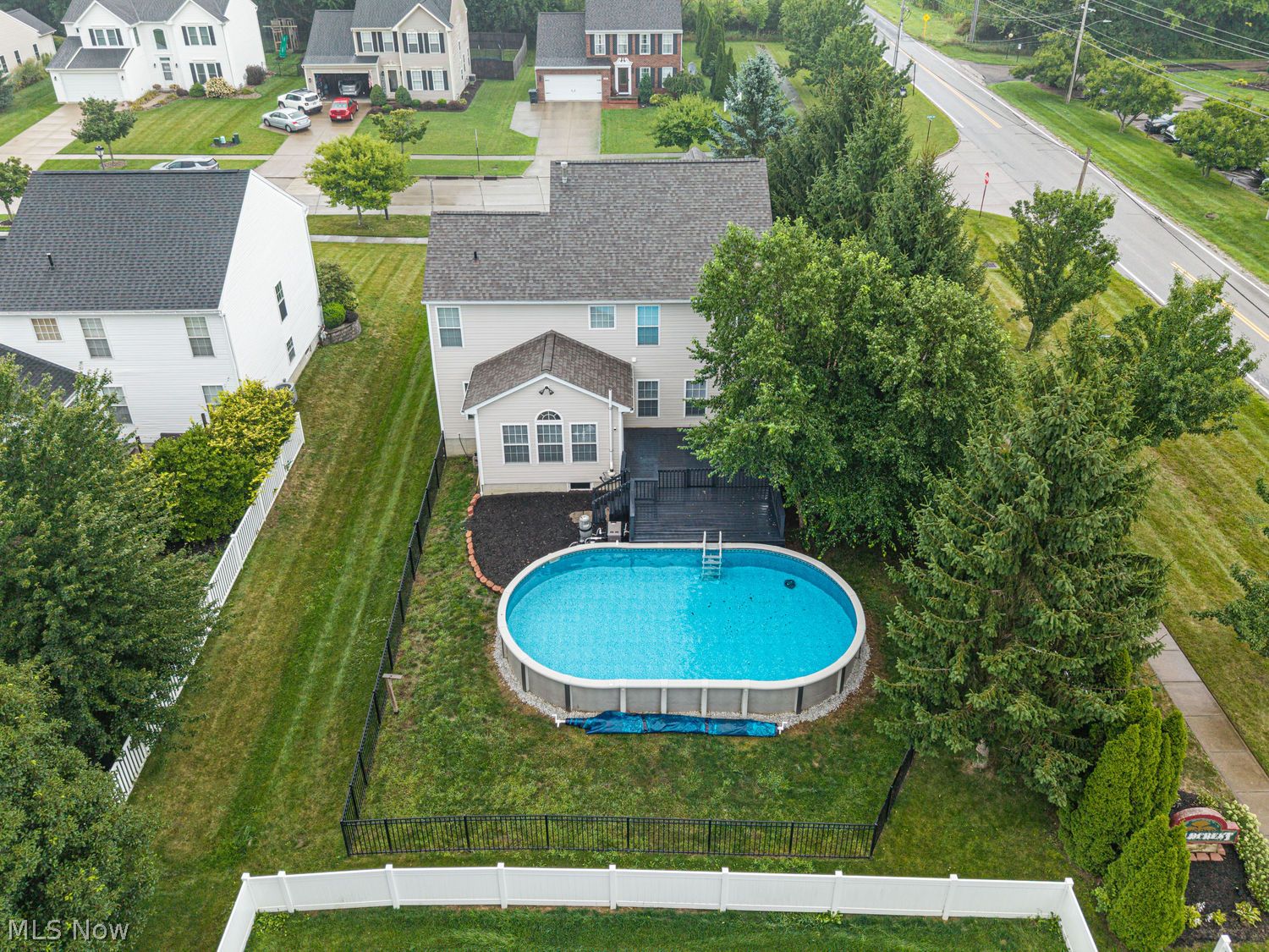 756 Sparrow Way Wadsworth OH 44281