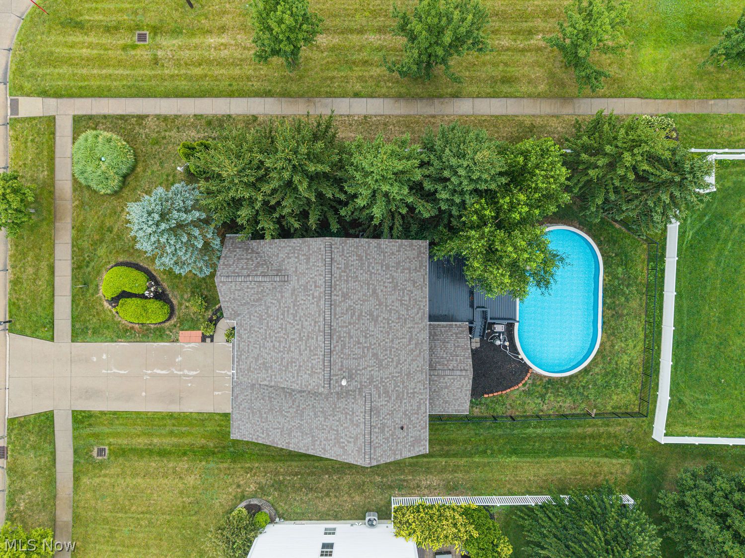 756 Sparrow Way Wadsworth OH 44281