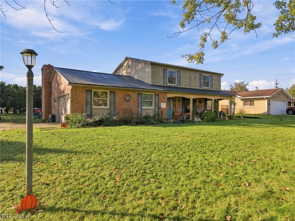 2644 Gladiola Street NE Canton OH 44705
