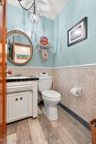 2644 Gladiola Street NE Canton OH 44705