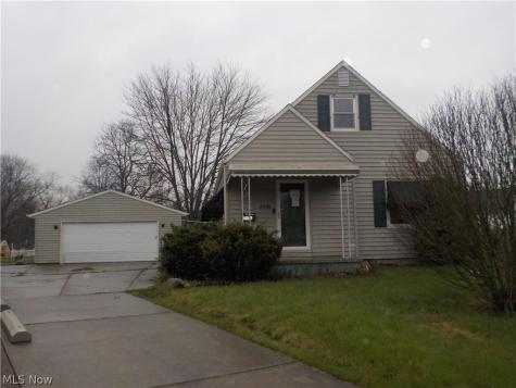 2456 E 37th Street Lorain OH 44055