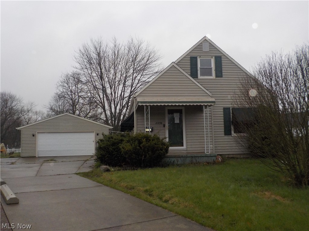 2456 E 37th Street Lorain OH 44055