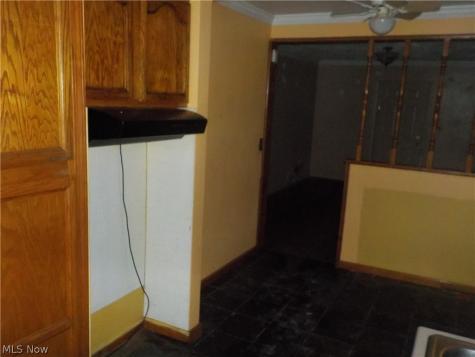 2456 E 37th Street Lorain OH 44055