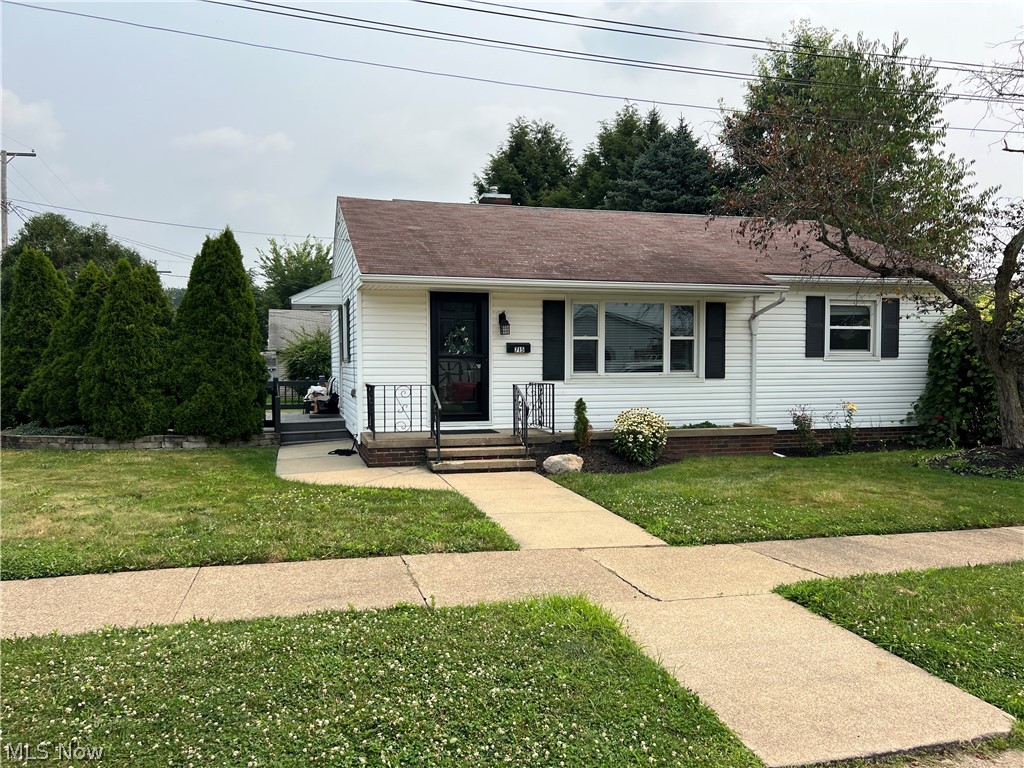 715 Center Street Dover OH 44622