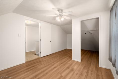 27030 Farringdon Avenue Euclid OH 44132