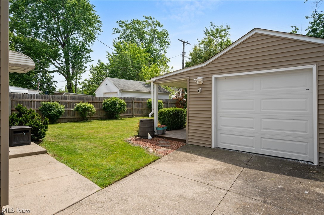 27030 Farringdon Avenue Euclid OH 44132