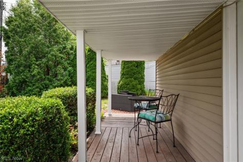27030 Farringdon Avenue Euclid OH 44132