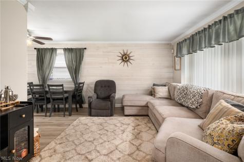 27030 Farringdon Avenue Euclid OH 44132