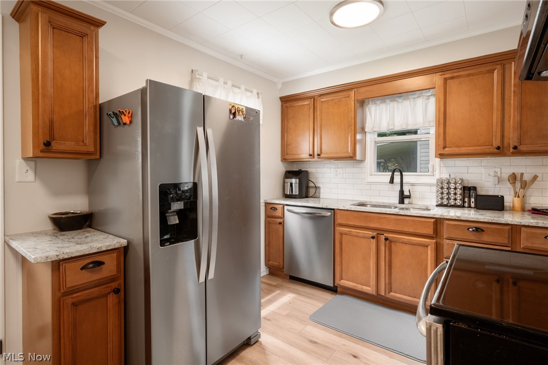 27030 Farringdon Avenue Euclid OH 44132