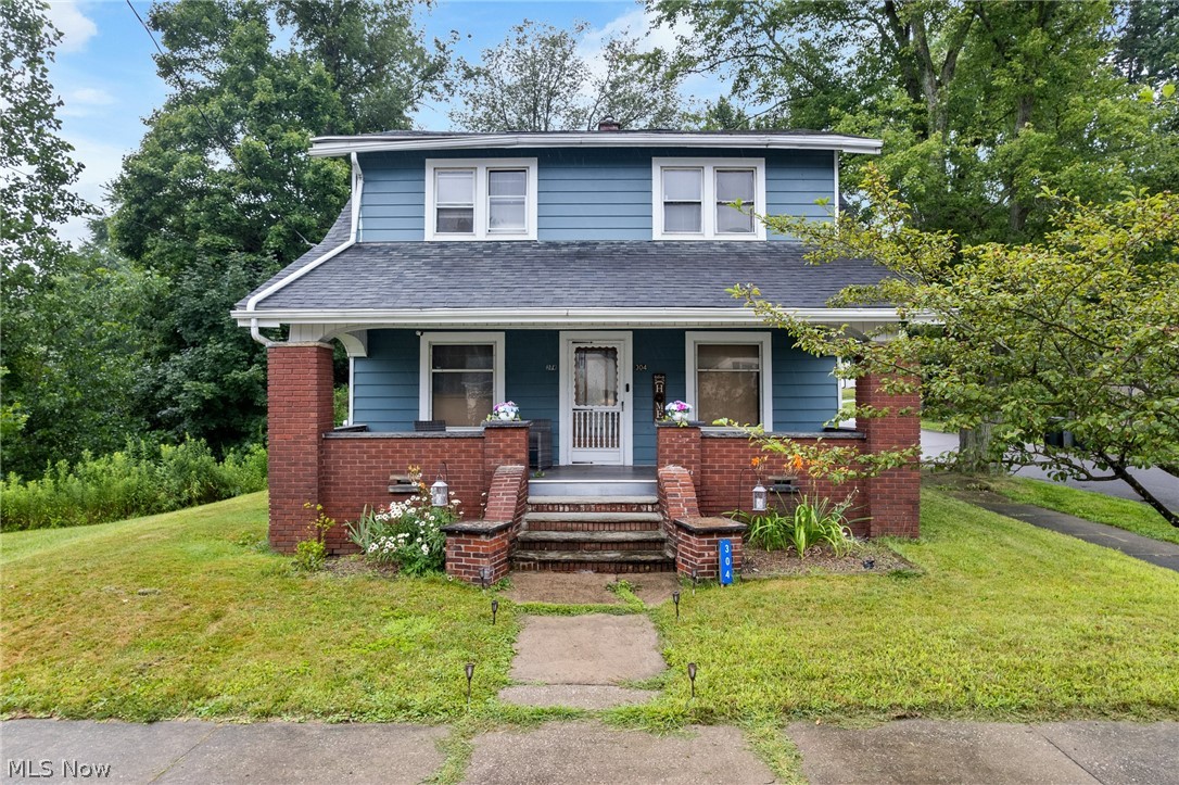 304 E Lisbon Street Waynesburg OH 44688