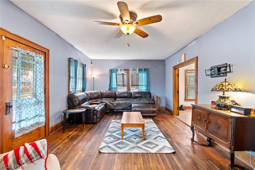 304 E Lisbon Street Waynesburg OH 44688