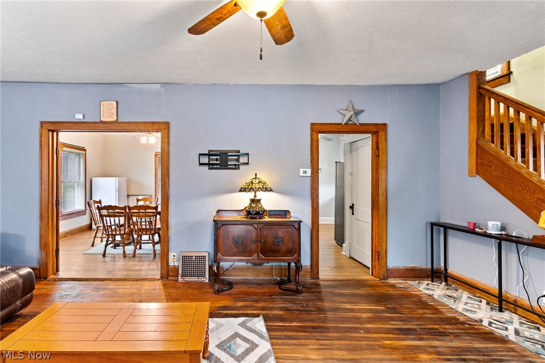 304 E Lisbon Street Waynesburg OH 44688