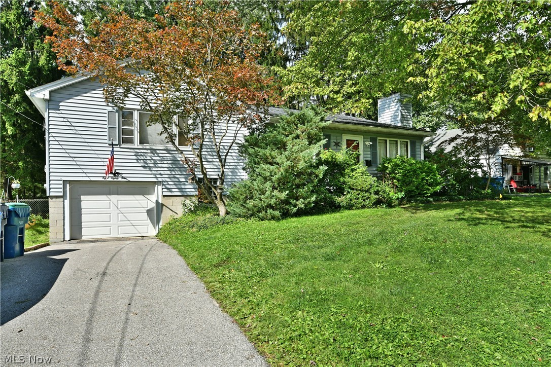 884 Keefer Road Girard OH 44420