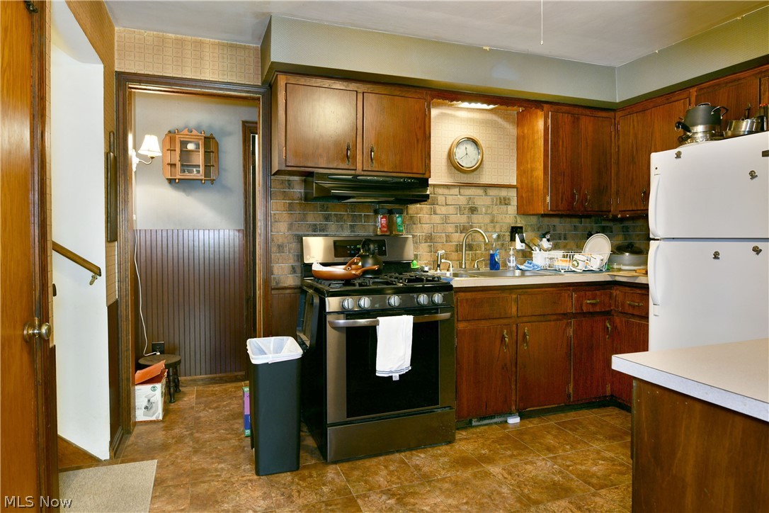 884 Keefer Road Girard OH 44420