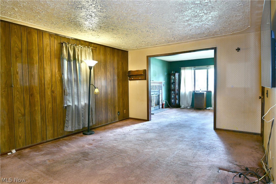 884 Keefer Road Girard OH 44420