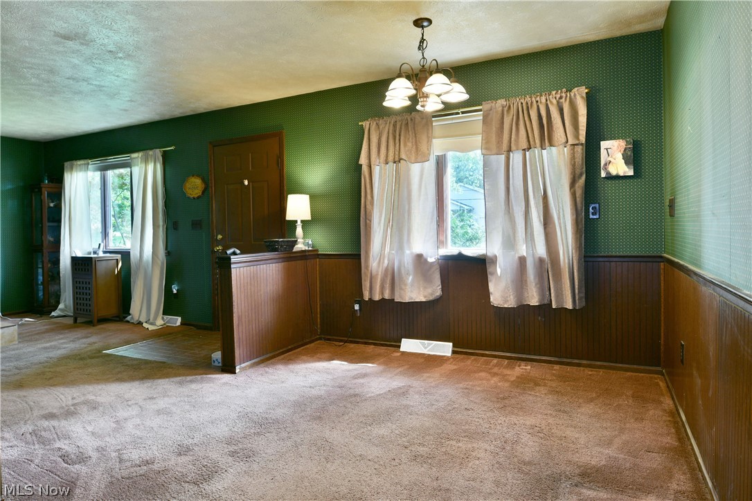 884 Keefer Road Girard OH 44420