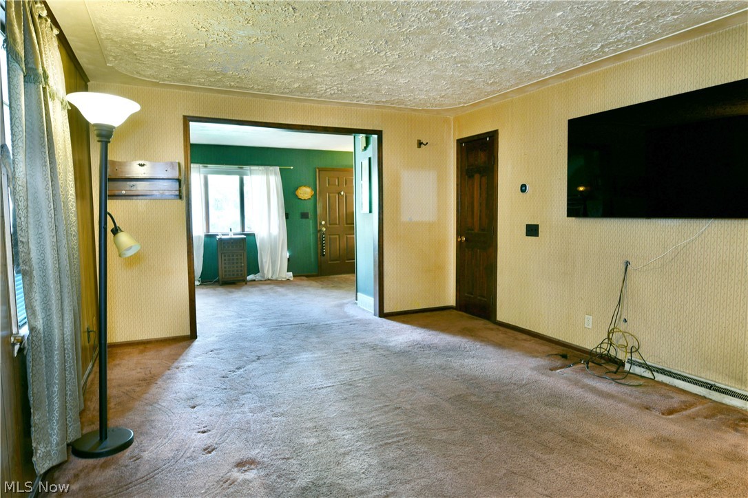 884 Keefer Road Girard OH 44420
