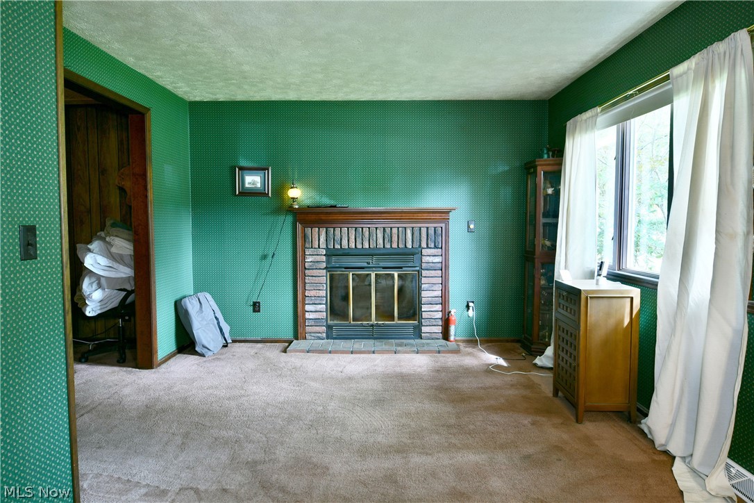 884 Keefer Road Girard OH 44420