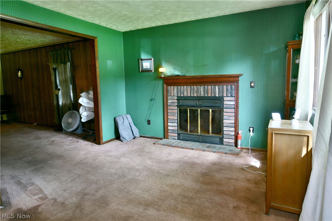 884 Keefer Road Girard OH 44420