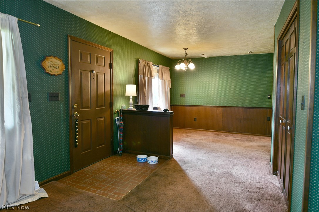 884 Keefer Road Girard OH 44420