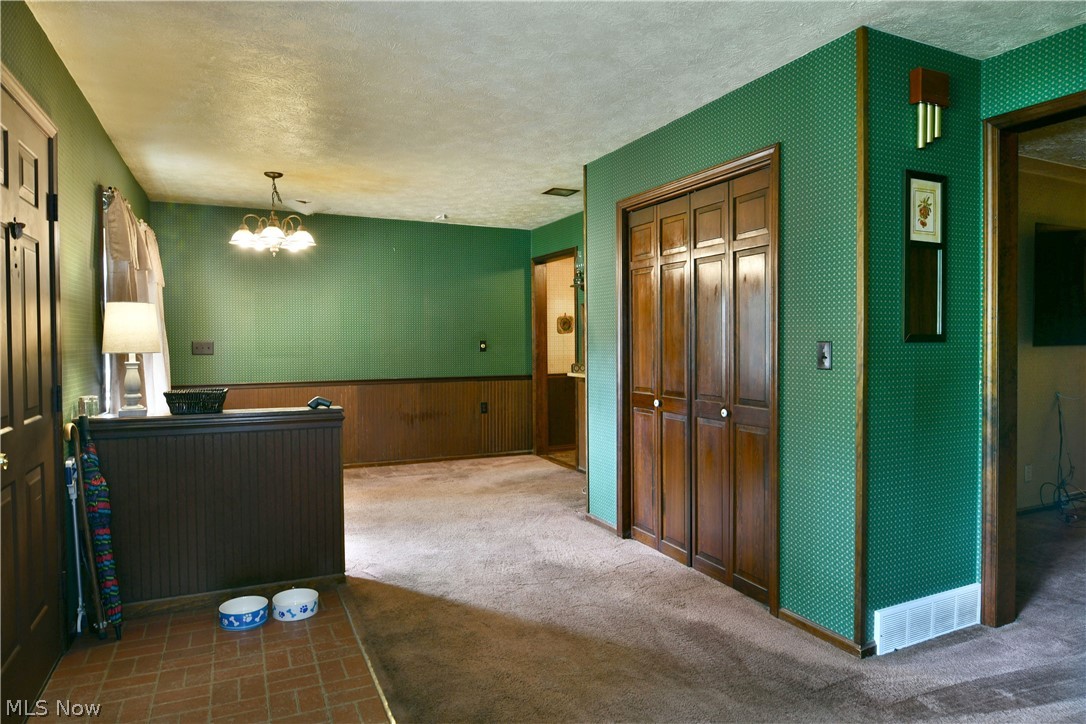 884 Keefer Road Girard OH 44420