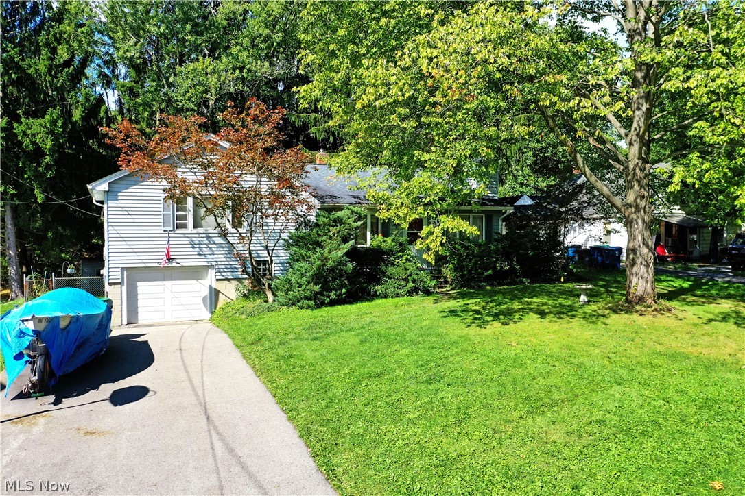 884 Keefer Road Girard OH 44420