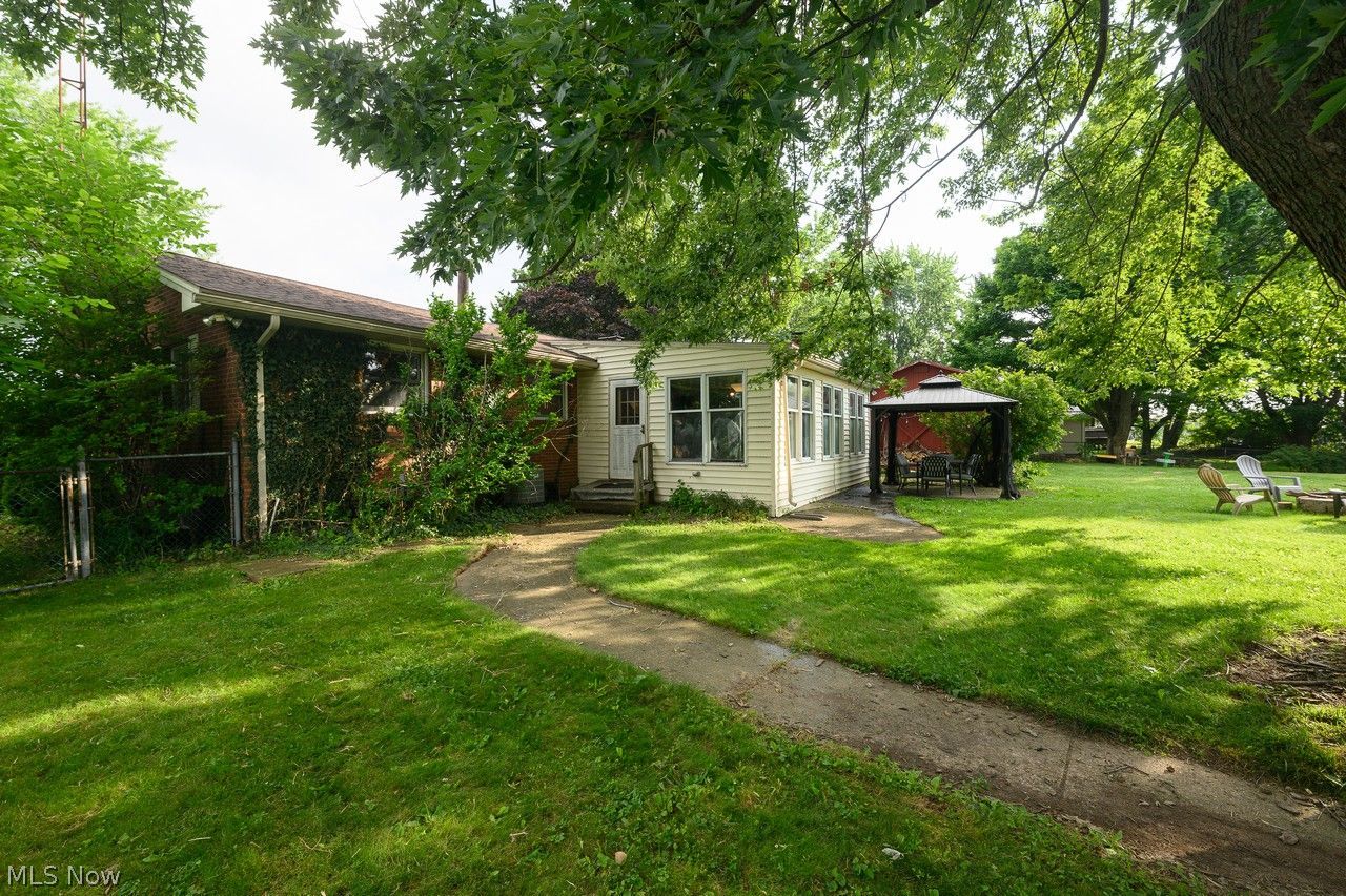 3912 Rolling Ridge Road NE Canton OH 44721
