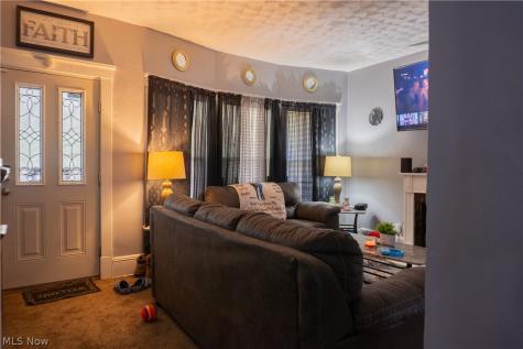 1245 E 113th Street Cleveland OH 44108