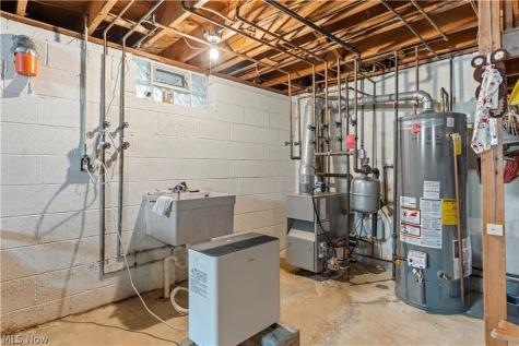 8295 Mentorwood Drive Mentor OH 44060