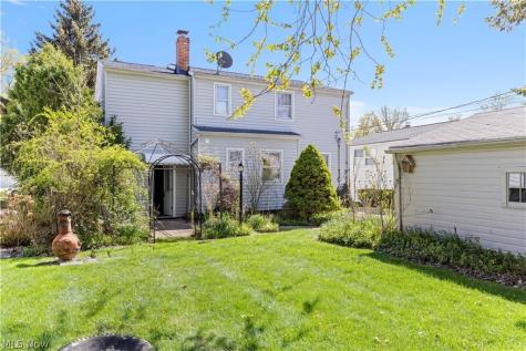 8295 Mentorwood Drive Mentor OH 44060